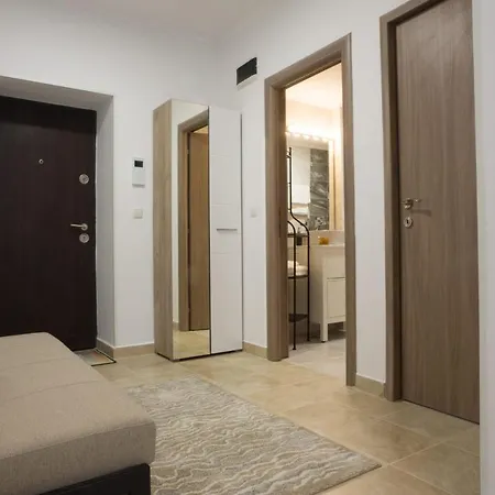 Vlad -colina Marei Apartment